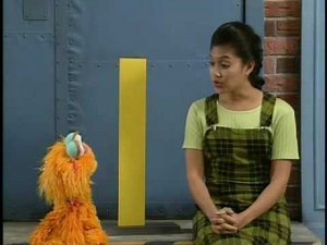 Sesame Street - Zoe, Celina and the number 1