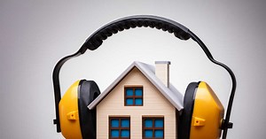 Isolation phonique (mur, plafond, plancher, porte) : 4 solutions efficaces pour réduire le bruit