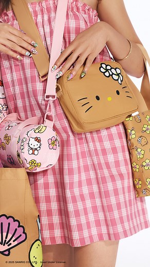 Hello Kitty x ALOHA Collection Hawai‘i Exclusive! Featuring Sun Kissed Hello Kitty and new original artwork (with a fun local twist!) each print is as kawaii as it is collectible. *Sun Kissed Hello Kitty collection is available exclusively to Hawai‘i and will only ship to a Hawai‘i-based address. | ALOHA Collection