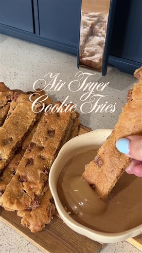 Air fryer cookie fries made using the Tower Vortx Dual Basket Air Fryer 💙🍪 Crispy outside, gooey inside! Tag your Valentine you’d share these with 💘 #TowerAirFryer #ValentinesBaking #cookiefries #easyrecipe #airfryercooking
