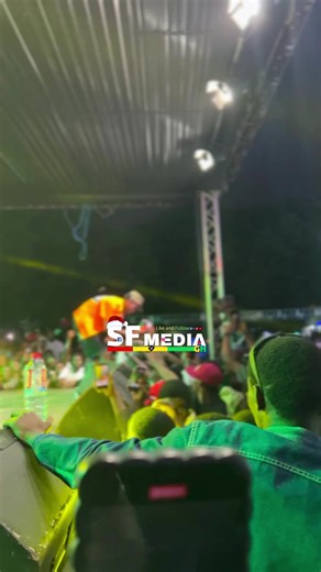 Larusso Stage Performance Highlights and Fan Reactions