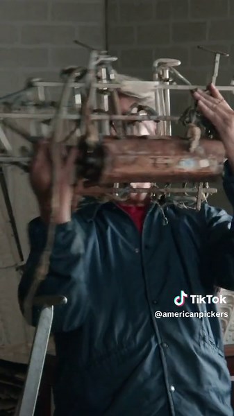 Enjoy this quick pick sneak peek before Wednesday's new episode of #AmericanPickers!