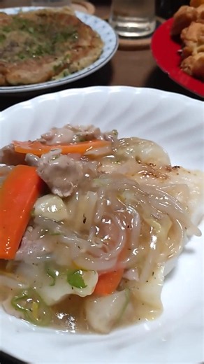 白身魚の野菜あんかけ🥬🥕長芋のステーキ😆春雨の中華サラダ🥗今夜は白身魚をメインに、夕食を作りました💪長芋のステーキは、表面カリ、中トロトロでいい感じでした💮美味しかったです😋