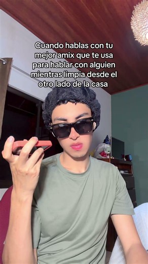 Tip: entre más lejos estés menos te escuchas jsjs #amigos #llamada #telefono #limpieza #ruido