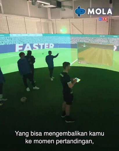 Enhancing Football Skills with Soccerbot 360 at Norwich Training Ground