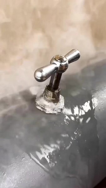 Clever Handyman Projects: Reuse Old Hardware & Solve Repairs