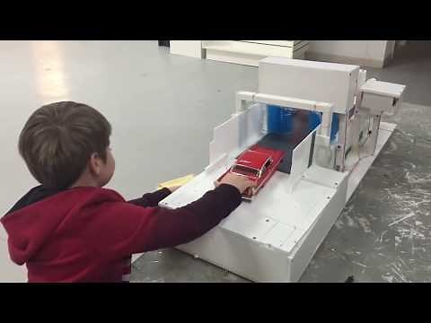 Scale Automatic TOY CARWASH for kids