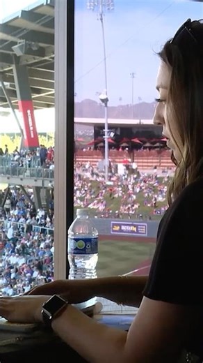 Meet two Cronkite alumni who cover the LA Dodgers