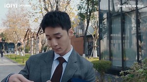 He's your father's investor, not an assistant! 😆 Name of the Show: Rising with the Wind #我要逆风去 #RisingWiththeWind #龚俊 #GongJun #钟楚曦 #ElaineZhong #ZhongChuxi #iQIYI #iQlYlOriginal | iQIYI US