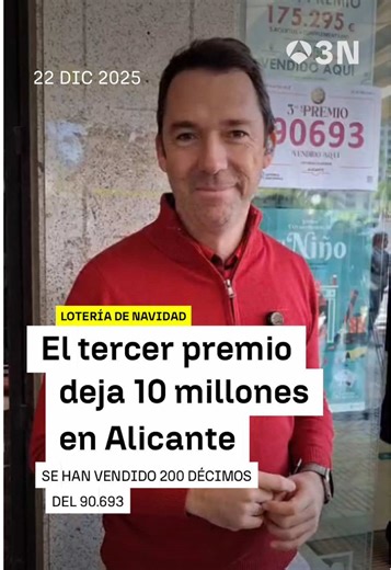 🍀 Un ex trabajador del hospital de San Juan ha repartido 150 décimos entre sus ex compañeros 💰 El tercer premio deja un total de 10 millones de euros en Alicante 🗣️ Joaquín Hernández 📲 Consulta toda la #actualidad en antena3noticias.com #Antena3Noticias #Noticias #News