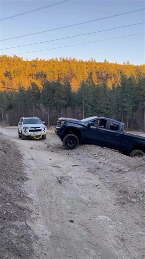The Daily 4Runner on Instagram: "4Runner to the rescue! @thehomemakerintraining #thedaily4runner #td4r _ @denali.media @toyota @toyotausa #4runner"