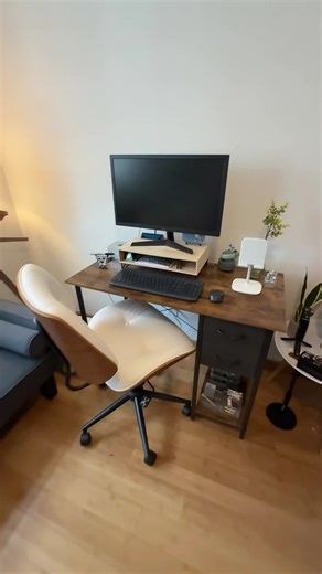 This computer desk with storage is perfect for a clean, organized setup, Plenty of space for your work setup plus storage to keep everything neat and within reach. #DeskSetup #HomeOffice #WorkspaceVibes #HomeEssentials #ProductiveSpace