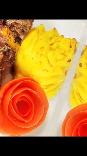 🔥 Foodies, this one’s for YOU! 🔥 Introducing our Chef’s Special Beef Souvlaki — grilled to perfection and dressed to impress. Only available this weekend at Anna’s Greek Restaurant. Don’t just scroll... come TASTE IT. 🇬🇷 📍 Dine-in only | Fri–Sun 📞 Call to reserve: (270) 846-2662 Tag your foodie friend who would devour this 👇 #AnnasGreekRestaurant #BeefSouvlaki #WeekendSpecial #GreekEats #KYFoodie #BowlingGreenKY #FoodReel #ReelEats #supportlocalbusinesses❤️ | Anna's Restaurant & Event Ven