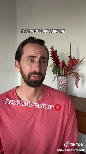 Understanding Anxious-Avoidant Attachment Styles in Relationships