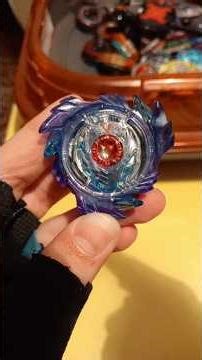 Обзор на God Valkyrie 6Vortex Reboot от Takara Tomy!!! / Новый бей под новый год 🤫 #beyblade #обзор