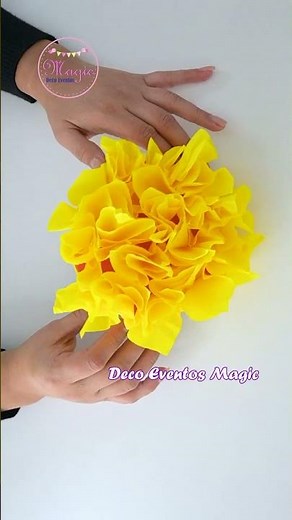 ¿Cómo hacer un centro de mesa con papel ?How to make an intensely themed centerpiece? #shorts
