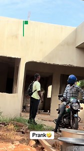 Mr. Deutsch Comédien du Prak au Togo