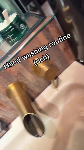 We’re so rich and this is our 100k dollar bathroom