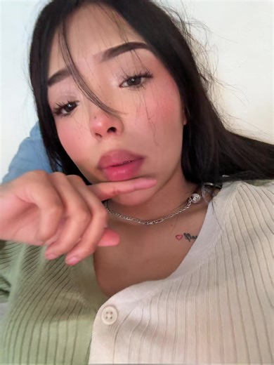 Videos de Ashyyyy_0404 (@ashyyyy_.0404) con “sonido original - mood_lyrics_oficial”