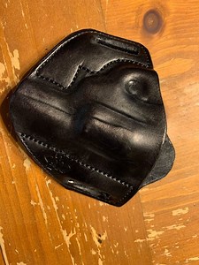 Side Guard Holsters "The Slide" for SP101