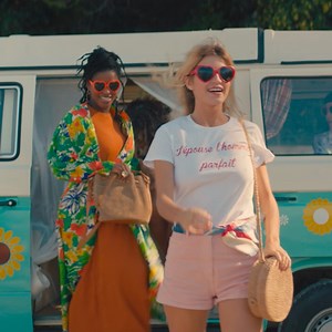 Trois amies, un objectif : aider Thibault à trouver l’amour. Le film Friendzone, le 29 septembre. | Netflix