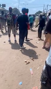 VIDEO: The forex bureau worker, who was allegedly stabbed by an armed robber shortly before Jummah prayers, ran to passersby for help before she collapsed and died. | What's On - Gambia