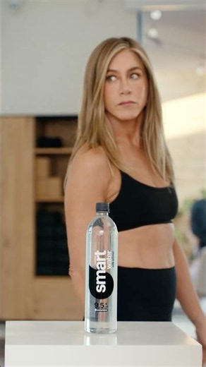 smartwater | Jen Aniston Bottle Grab :06