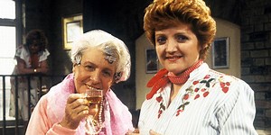 Maggie And Her: Series 1, Episode 1 - The Naughty Window Cleaner - British Comedy Guide