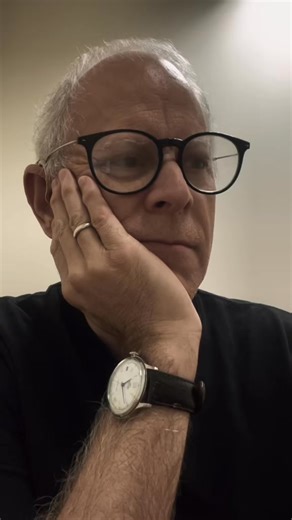 14 reactions · 4 comments | #americansignlanguage #storytelling #lovelife #ASL #deafculture #deafworld #language #loveyou #signlanguage #world | Arthur Gracianette Jr. | Facebook