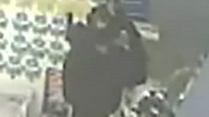 World's worst robber caught on camera