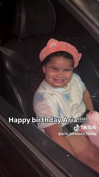 Birthday girl !!!! 11/19 💕