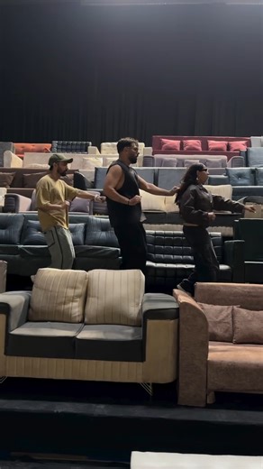 Us moving out of office on a Friday evening!😎😋 Head over to our ‘Best Of New Hits 2025| India’ playlist and listen to more such songs now! Listen here- https://open.spotify.com/playlist/4VxLLwRnF6c7sY6FrKWFgK?si=HiPdqLfnQqyuQAuyXS5rIQ #Badshah #BesOfNewHits2025India #GaliyonKeGhalib #Trending #TrendingAudio #DanceReel #OnRepeat #NewRelease #Playlist #Spotify | Topsify