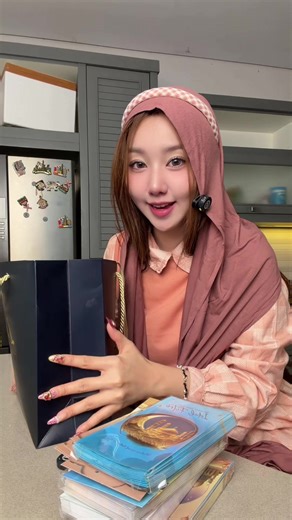 Vilmei's Religious Beliefs and Idul Fitri