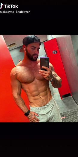 Chest day! Killer pump🤙🏽