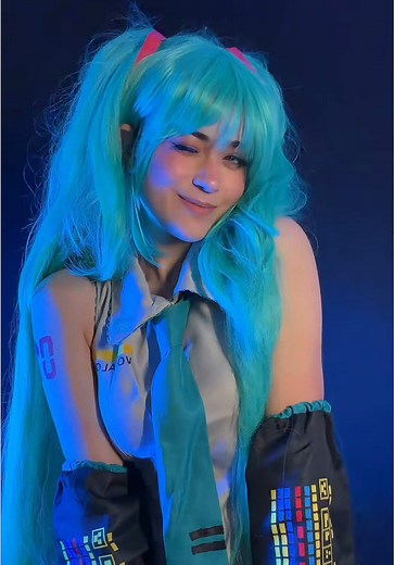 Hatsune Miku Cosplay Showcase