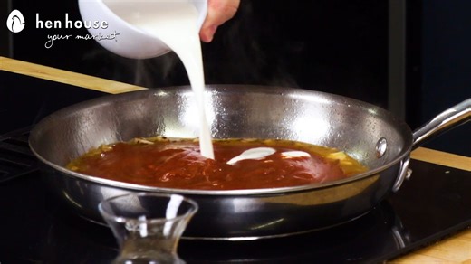 Chef Jasper's Forbici Pasta alla Vodka is both fun and delicious to make! ✂️🍝 Watch the full video on Jasper's Kitchen YouTube channel here: https://bit.ly/4224Dyo | hen house market