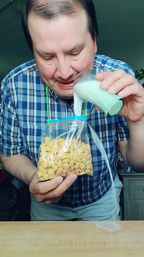 Creative Snack Preparation in the Kitchen