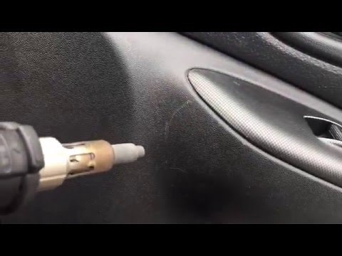 [TUTO]-How to remove scratch from car plastic.