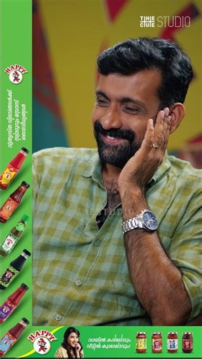 സ്‌മോൾ ടൗൺ ബോയ്സ് ആയതുകൊണ്ട് തന്നെ നമ്മൾ വളരെ അധികം ഫ്ലെക്സിബിൾ ആണ്'; ബേസിൽ ജോസഫ്, ടൊവിനോ തോമസ്