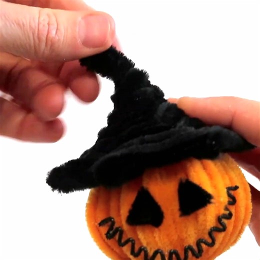 30K views · 425 reactions | Creative Handmade Craft Ideas from Pipe Cleaner Halloween | Handmade Crafts Ideas | Facebook