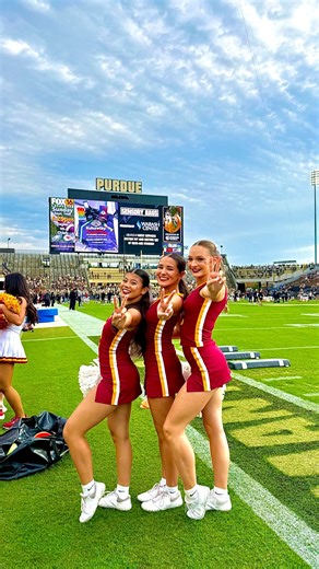 USC Spirit Leaders - Cheer on Instagram: "PURDUE recap!  | #fighton #usc #cheer #trojans #usccheer #uscfootball #spiritleaders #gotrojans |"