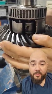 #Locker Mecánico! #guillermomoellermx #performancecustomsmx #mecanico #taller #autos #luxuryautos #chevy #ford #troquitas #refaccion #turbo | Performance Customs