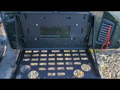 SmittyBilt 2793 Tailgate Table - A Quick Look