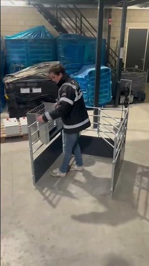 Making Lambing Pens with Veno Barn Equipment