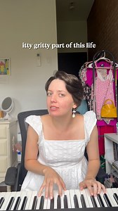 Would you rather be boring or annoying? 👀🤨 Inspired by an interview I saw with @amypoehler and @coleescola 💛 #boring #annoying #song #musical #comedy #beyourself #enjoy #life #catchy #like #funny #inspired #amypoehler #confidence #disney #disneyadult #swiftie #songwriter #personality | Alyssa Payne