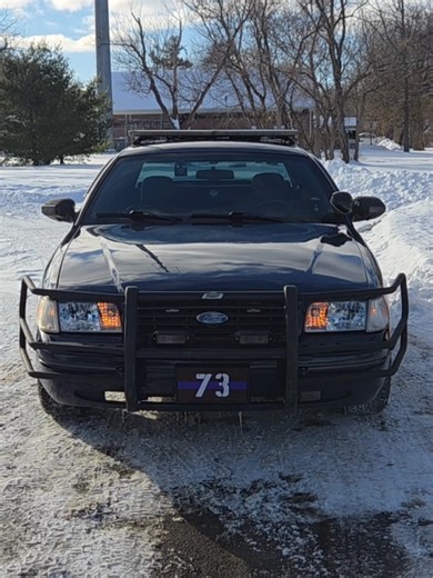Those new cop cars aint it 😘 #fyp #foryou #ford #crownvic #policecar | crown vic