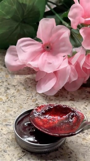 The 1$ Version of the Viral Benetint Natural Homemade Cheek Stain