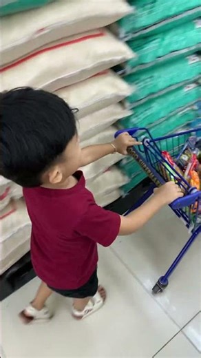 Kok mama ditinggal sih⁉️ #shortvideo #funny #ytshorts #shorts