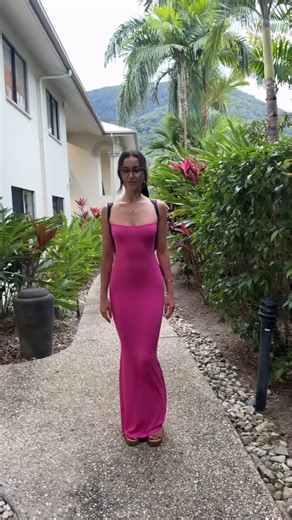 Get Fit with Natasha | Skims dress diet 💕 high carb - low fat: fruit, veg, legumes, starch, sugar 🩷 no calorie counting/weighing/restricting 💞 feel amazing, look... | Instagram