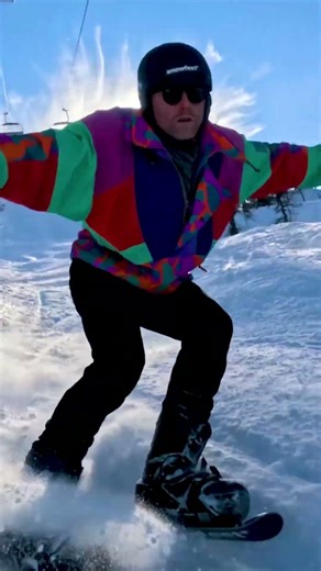 Short skis off-piste? No problem 😎 Who says Skiblades are just for groomed slopes?